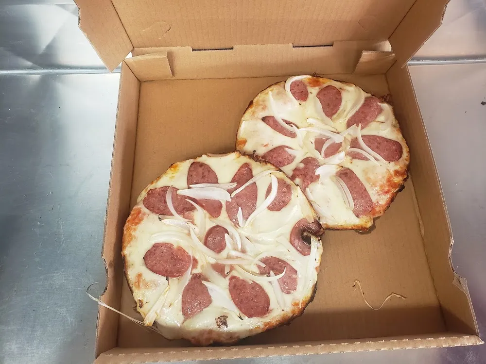 Pizza de Chorizo Y Cebolla